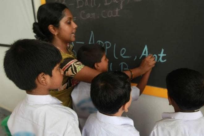 tamil nadu, education, k palaniswami, teacher vacancies