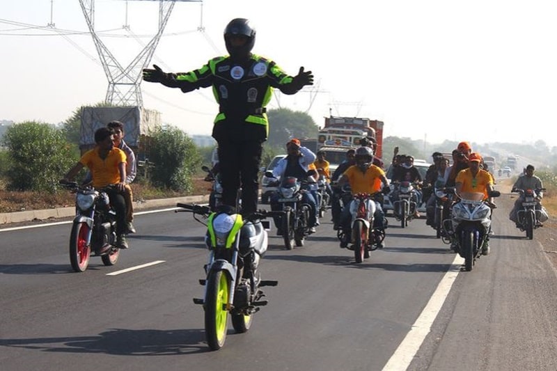 Longest ride standing on the seat of a motorcycle: Another of those 'longest' world records, but this one does include riding, but while standing on the seat. On December 5, 2015, Ratnesh Pandey set a new world record when he stood on the seat of his Honda Unicorn for 32.3 km. (Image: guinnessworldrecords)