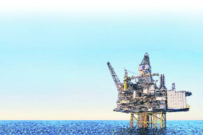 Oil prices fell on Monday amid increasing concerns about fuel demand. Oil prices fell on Monday amid increasing concerns about fuel demand.