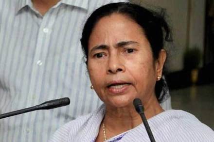 Mamata Banerjee requested Nitin Gadkari to allot the balance amount to "ensure justice in West Bengal