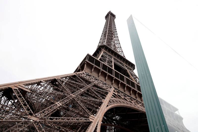 eiffel tower, eiffel tower height, where is eiffel tower, eiffel tower tickets, paris eiffel tower, eiffel tower images, eiffel tower height, eiffel tower bullet proof glass, eiffel tower glass