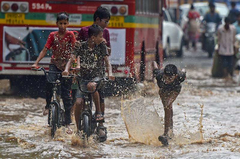 mumbai rains, mumbai rain pics, mumbai weather, mumbai rain today, mumbai weather today, rain in mumbai, heavy rain in mumbai, mumbai rain pics, mumbai rain pictures, mumbai rain images, india news