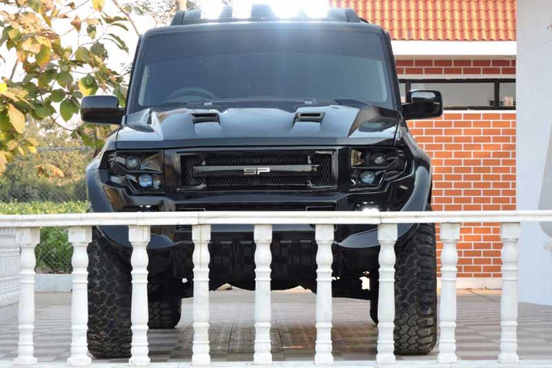 On top of this modified Scorpio you also get4 LED lights and adds to overall SUV appeal. Mahindra Scorpio is a popular off-roading vehicle in both urban and rural markets and these types of modification makes the SUV look unique. Of course, the cost of modification of almost Rs 7 lakh which over and above the cost of the vehicle.