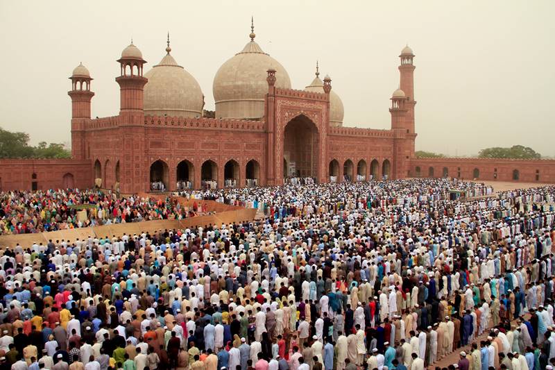 Eid 2018, Eid mubarak, mubarak Eid mubarak, Eid mubarak Eid mubarak, eid in 2018, ramzan eid, eid ul fitr, Eid India, eid fitr 2018, Eid ul fitr India, Eid ul fitr 2018, Eid wishes, eid ul fitr greeting, eid 2018 messages