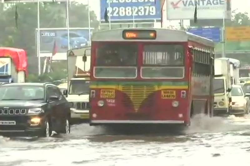 mumbai rains, mumbai rain pics, mumbai weather, mumbai rain today, mumbai weather today, rain in mumbai, heavy rain in mumbai, mumbai rain pics, mumbai rain pictures, mumbai rain images, india news