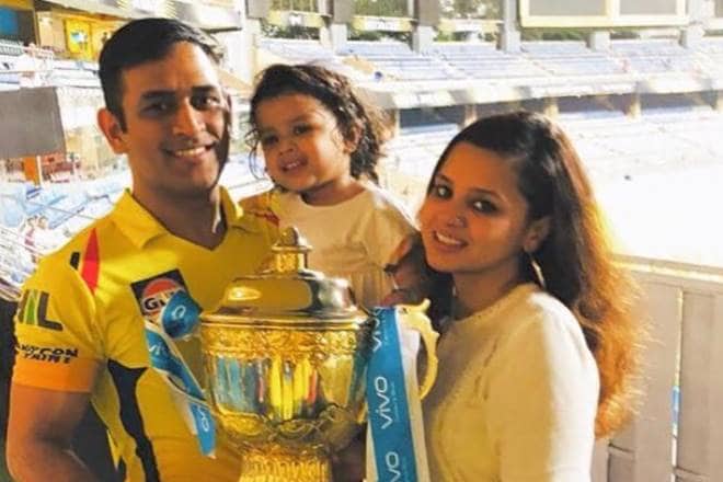 sakshi dhoni, sakshi dhoni license, sakshi dhoni pistol, sakshi dhoni arms, sakshi dhoni arms license, sakshi dhoni life threat, sakshi dhoni threat, dhoni, ms dhoni, mahendra singh dhoni, sports news