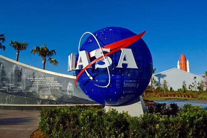 NASA, US industry, Gateway,US President, Donald trump, partnership, moon, spacecraft, Michele Gates, lunar orbit, lunar orbit
