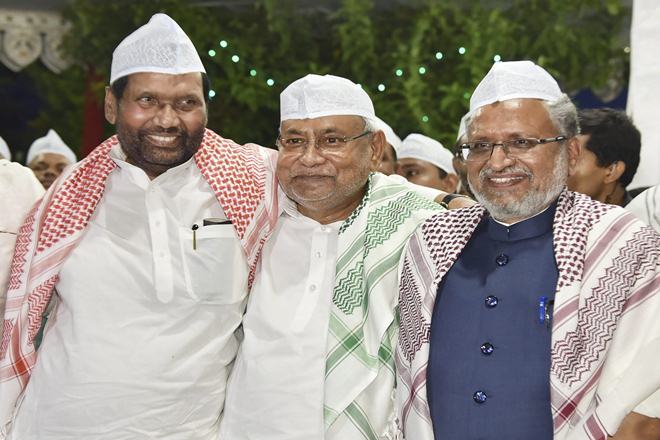 NDA meet, NDA seat sharing, Bihar, BJP, JDU, LJP, RLSP, Nitish Kumar, Amit Shah, Sushil Modi, Ram Vilas Paswan, Amit Shah, Upendra Kushwaha, Gyan Bhavan, patna