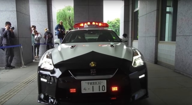 This is also the first time the Nissan GT-R is being used as a police car in Japan. The Nissan GT-R sports car appears to be the non-NISMO version an so will only be able to shed a maximum of 565 horsepower. Additionally, the cop GT-R features a light ar, siren and beacons in the front grille. It is painted with a white-on-black paint job and it does look gorgeous with 20-inch alloys. Image: Japanese Nostalgic Car