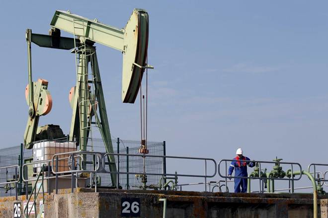 Oil prices fall on rising output, escalating China-US trade spat; Brent crude stays below $75/bbl