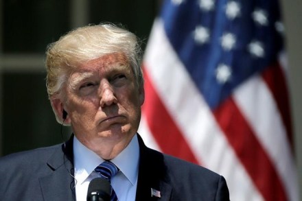 A total of 575 women were arrested for illegally demonstrating in a protest, which sought to express opposition against the immigration policy promoted by US President Donald Trump. (Reuters)