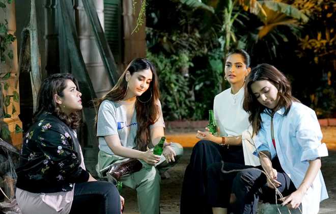 Veera Di Wedding review: The movie is bold but has too much of everything. (Bollywood Hungama) Veera Di Wedding review: The movie is bold but has too much of everything. (Bollywood Hungama)