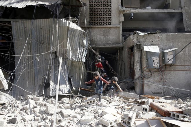 12 of family killed in Syria due to an air strike by US led forces. (Image: File/ Reuters)
