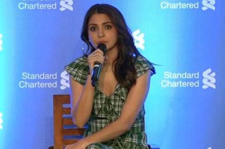 virat kohli, anushka sharma, virushka, garbabe, anushka video, virat video