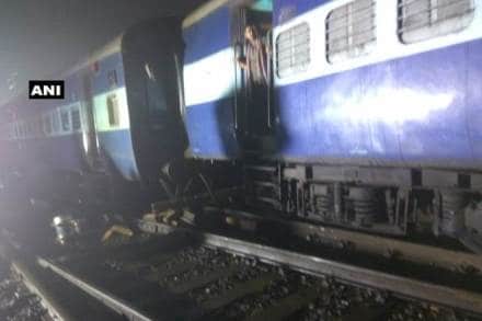  Mumbai-Howrah Mail derail, Maharashtra, train, train detrail, detrailment, rail traffic