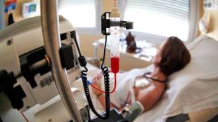 Cancer, Cancer-specific policies, diagnosis, hospitalization, chemotherapy, radiation therapy, surgery, stage based payout, Cancer Care plan, insurance policy, Stand-alone cover, health insurance, health insurance plans, health insurance plans in india, health insurance policy, health insurance companies in india, sum assured in insurance, sum assured multiplier factor, sum assured amount, sum assured in health insurance, sum assured on death, insurance policy in india,insurance policy details, insurance plans in india, cancer care policy, cancer care plan, cancer care hdfc life, cancer care india, cancer care insurance, cancer care policy india, cancer care policy hdfc, Carcinoma in Situ (CIS), cancer treatment in india, cancer treatment cost in india,, lung cancer, breast cancer, chemotherapy, hormone therapy, chemotherapy not effective