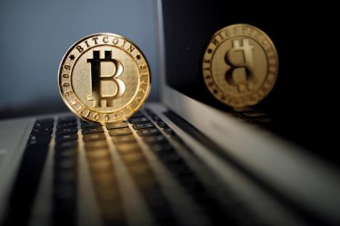 bitcoin price in inr, bitcoin price chart, bitcoin news in hindi, bitcoin price now, bitcoin future, how to buy bitcoin, bitcoin, what is bitcoin in hindi, bitcoin exhange, business news in hindi