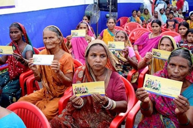 Jan Dhan Yojana success: Put women at forefront for better, stronger 'banking for all' Jan Dhan Yojana success: Put women at forefront for better, stronger 'banking for all'