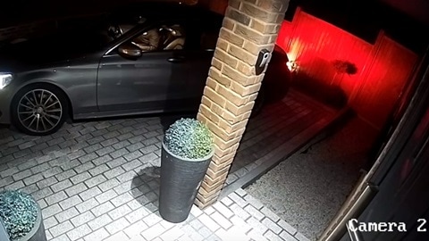 Shocking video shows keyless entry Mercedes being stolen within seconds: Here’s how to safeguard your car