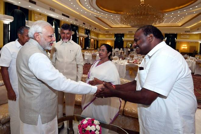 narendra modi, modi meets cms, team india, modi meets cms, niti aayog meeting, arvind kejriwal protest, protest by arvind kejriwal