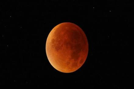 blood moon, blood moon 2018, blood moon july 2018, blood moon meaning, blood moon in hindi, blood moon wiki, blood moon dates, blood moon 2018 india, blood moon images