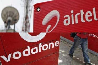 Reliance Jio, Jio, Airtel, Vodafone, cashback offers, Reliance Jio cash-backs, Mobikwik, mobile wallet, Bharti Airtel, tariffs