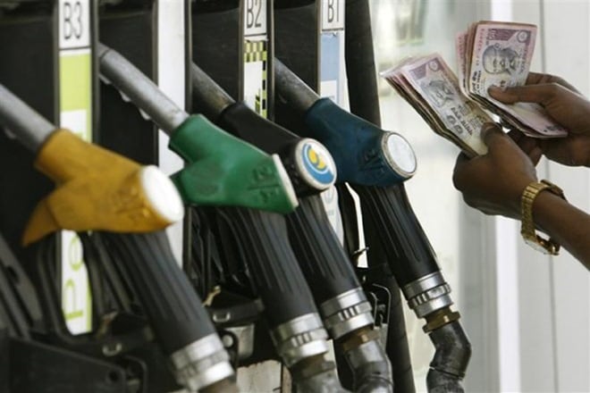 diesel prices, petrol price, PMRF, man donates 9 paise to PM, Sircilla district,  Indian Oil Corp, Rahul Gandhi, Narendra Modi, hike in diesel price