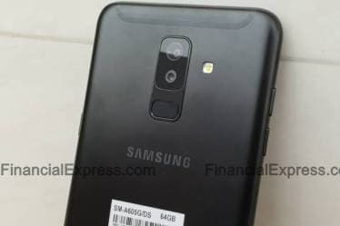 Samsung cuts price of this dual camera phone that has Galaxy S9-like features