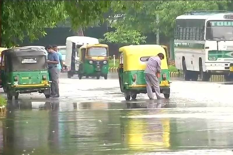 DELHI RAINS
