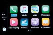 Supports Apple CarPlay integration