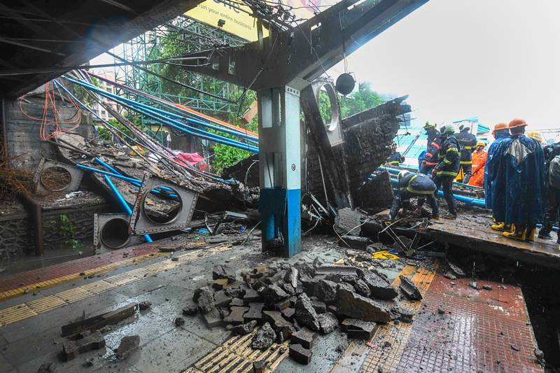 Mumbai footover bridge, Mumbai foot over bridge, Mumbai footover bridge collapse, Mumbai footover bridge incident, mumbai bridge collapse, mumbai bridge news, mumbai bridge accident, mumbai bridge collapse news, mumbai bridge collapse photos