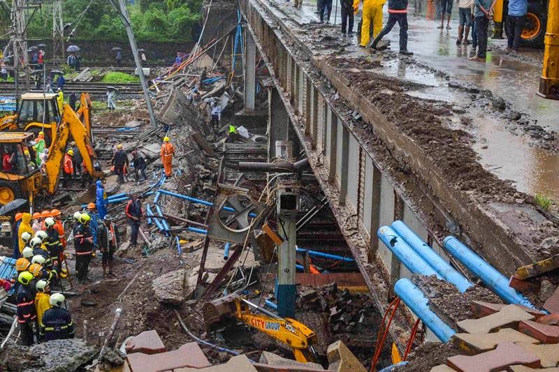 Mumbai footover bridge, Mumbai foot over bridge, Mumbai footover bridge collapse, Mumbai footover bridge incident, mumbai bridge collapse, mumbai bridge news, mumbai bridge accident, mumbai bridge collapse news, mumbai bridge collapse photos