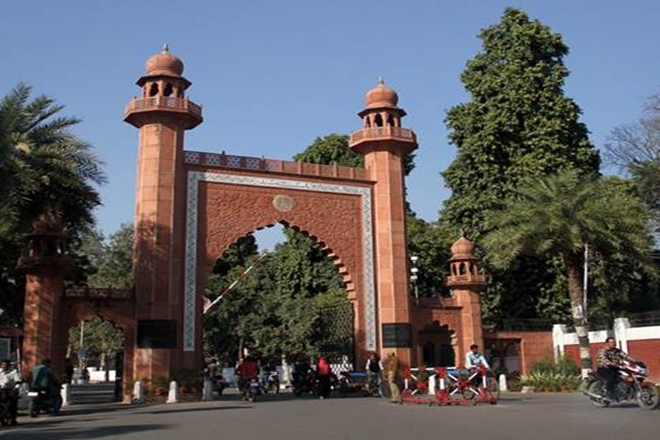 UP SC/ST Commission issues notice to AMU, wants reservation for Dalits ...