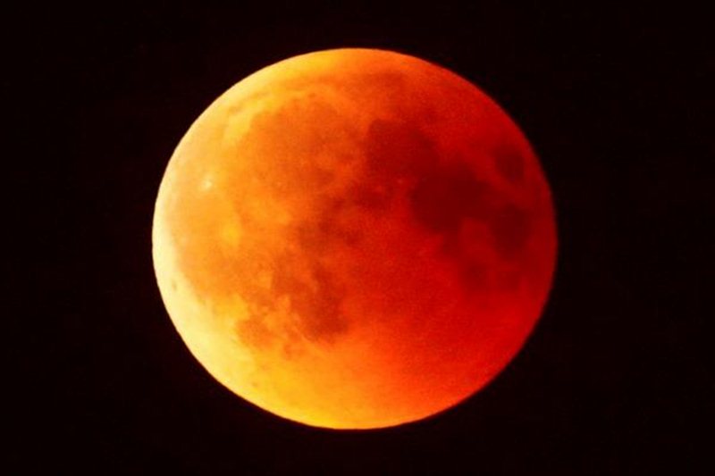 blood moon july 2018, blood moon meaning, blood moon india, blood moon and mars, blood moon effects, blood moon pictures, blood photos, blood moon pictures 2018, lunar eclipse pictures, lunar eclipse photos, lunar eclipse pics, lunar eclipse photography, Lunar Eclipse 2018, Lunar Eclipse 2018 in india,