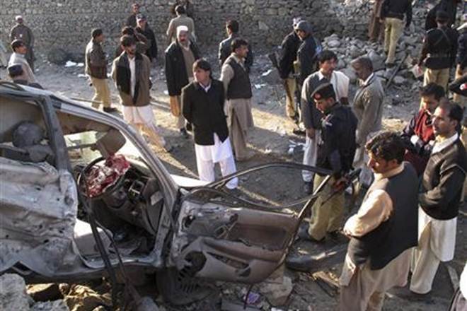 PTI, Pakistan Tehreek-e-Insaf, Sardar Ikramullah Gandapur, suicide attack, Sardar Ikramullah Gandapur killed, Kulachi Tehsil, Combined Military Hospital, world news