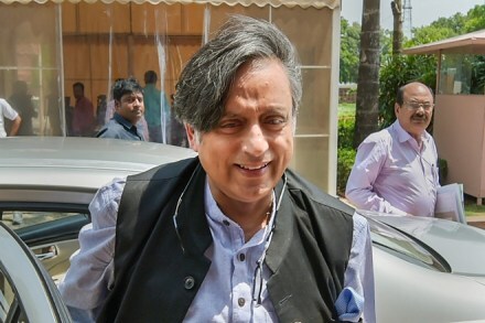 shashi tharoor, sunanda pushkar, sunanda pushkar son, sunanda pushkar funeral, sunanda pushkar news, sunanda pushkar death