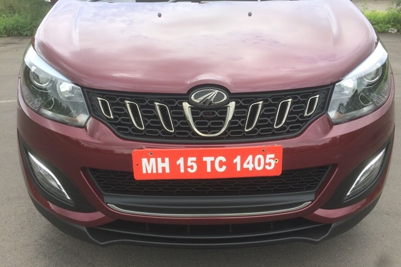 The new Mahindra Marazzo is inspired from the shark and the resemblance looks evident in the toothed grille up front. The front end of the Marazzo gets sharp LED projector headlamps that should offer a better illumination than the conventional units.