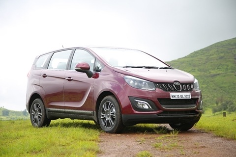 Mahindra Marazzo variant wise features explained with prices: Which variant suits you best!