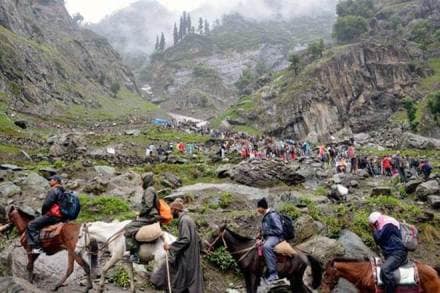 Amarnath yatra, Amarnath yatra pilgrims, amarnath cave shrine, jammu and kashmir, Bhagwati Nagar Yatri Niwas 