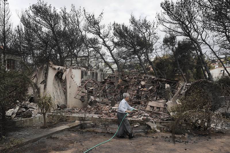 athens greece wildfires, greece news, greece fires, greece forest fire, greece wildfire, greece fires today, athens fire, athens forest fire, greece wildfire news, greek wildfire, greek fire photos