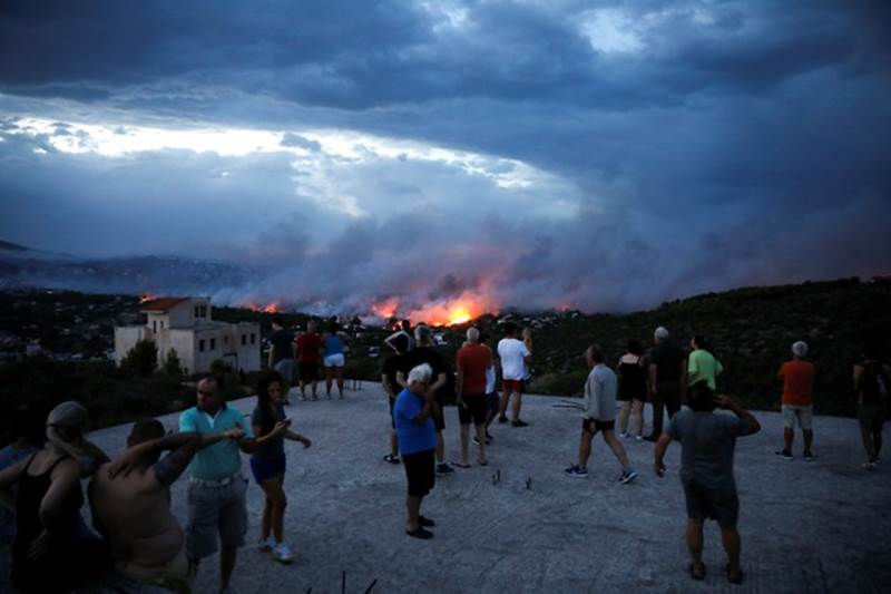 athens greece wildfires, greece news, greece fires, greece forest fire, greece wildfire, greece fires today, athens fire, athens forest fire, greece wildfire news, greek wildfire, greek fire photos