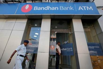 The net NPA too increased to 0.64 pr cent or Rs 194.2 crore from 0.56 per cent in the year-ago period. (Reuters)