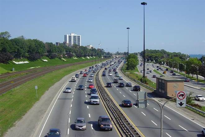 maximum speed limit for expressway, Mansukh L Mandaviya, expressway speed limit 120 km per hour, 9 seater passenger vehicle , maximum speed limit on roads