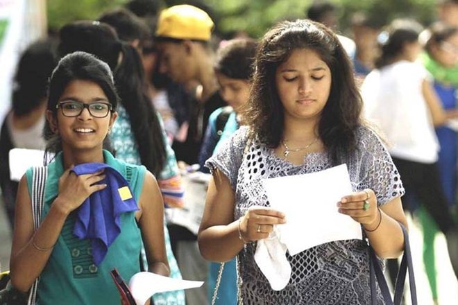 higher education , higher education in india, higher education commission of india, higher education portal, higher education survey 2018, higher education for girls, Human Resource Development, Prakash Javadekar, Gross Enrolment Ratio, female students in india,