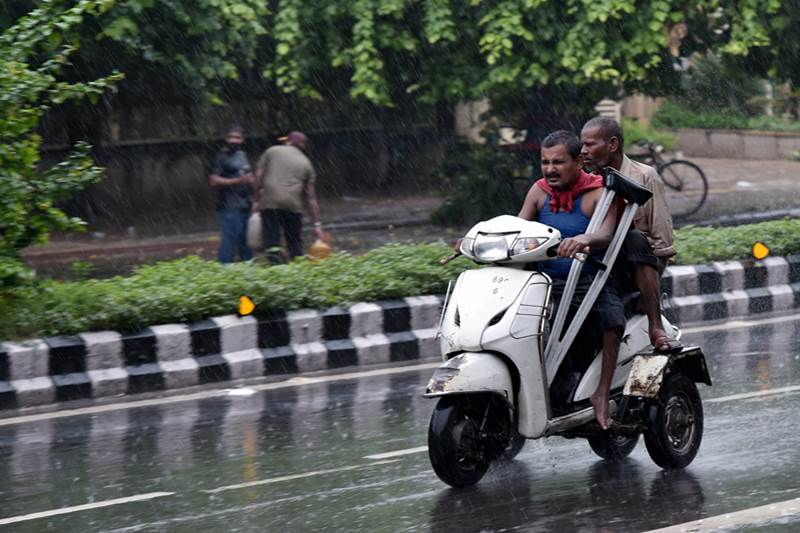 delhi weather, delhi weather today, delhi weather today rain, delhi weather today forecast, delhi ncr weather forecast today, delhi rain, delhi rain news, delhi rain today, delhi rain forecast, delhi rain now, delhi rain pics, delhi rain pics today, delhi rain images, rain in delhi, rain in delhi NCR 2018, rain in delhi news, rain in delhi today news