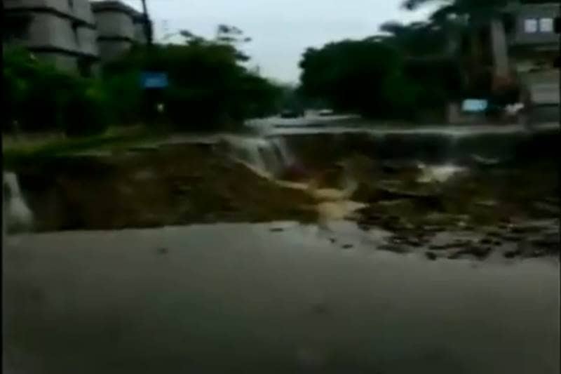 delhi weather, delhi weather today, delhi weather today rain, delhi weather today forecast, delhi ncr weather forecast today, delhi rain, delhi rain news, delhi rain today, delhi rain forecast, delhi rain now, delhi rain pics, delhi rain pics today, delhi rain images, rain in delhi, rain in delhi NCR 2018, rain in delhi news, rain in delhi today news