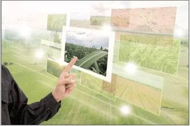 As digital connectivity spreads to rural areas, smartphones are helping small farmers in poor countries access data on crops, weather and soil. 