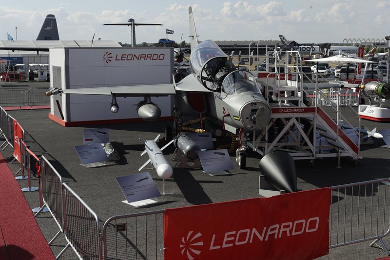 farnborough, farnborough air show, farnborough airshow 2018, farnborough international airshow 2018, farnborough air show photos, farnborough airshow pictures, farnborough international airshow pictures, pics at farnborough airshow