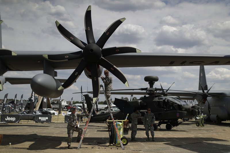 farnborough, farnborough air show, farnborough airshow 2018, farnborough international airshow 2018, farnborough air show photos, farnborough airshow pictures, farnborough international airshow pictures, pics at farnborough airshow