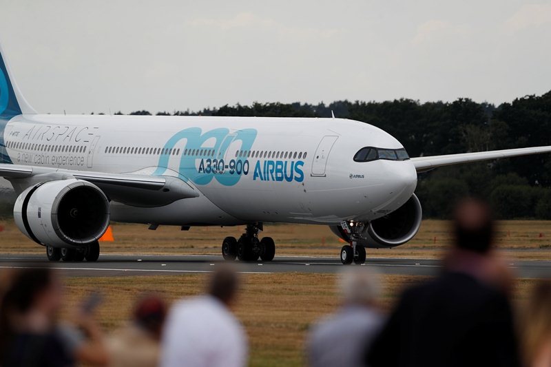 farnborough, farnborough air show, farnborough airshow 2018, farnborough international airshow 2018, farnborough air show photos, farnborough airshow pictures, farnborough international airshow pictures, pics at farnborough airshow